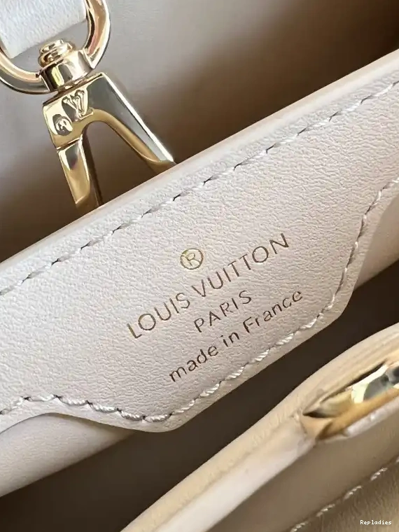 Cheap BB VUITTON CAPUCINES LOUIS 0622